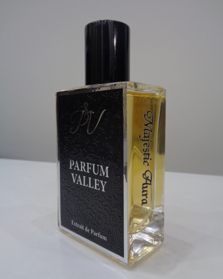 Majestic Aura – Luxury Oriental Unisex Fragrance 01